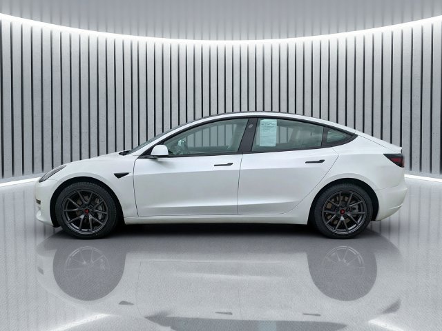 Used 2022 Tesla Model 3 RWD image 7