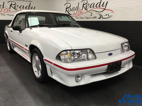 Used 1989 Ford Mustang GT RWD image 14