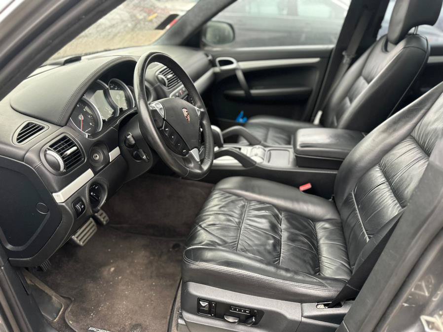 Used 2008 Porsche Cayenne Turbo AWD/4WD image 10