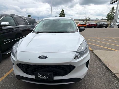 Used 2022 Ford Escape SE w/ Cold Weather Package AWD/4WD image 8