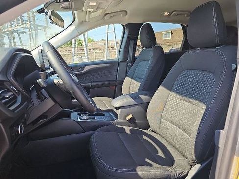 Certified 2024 Ford Escape Active w/ Cold Weather Package FWD image 15