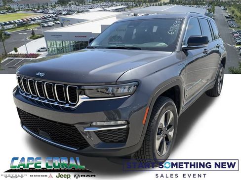 New 2025 Jeep Grand Cherokee Limited 4xe image 2