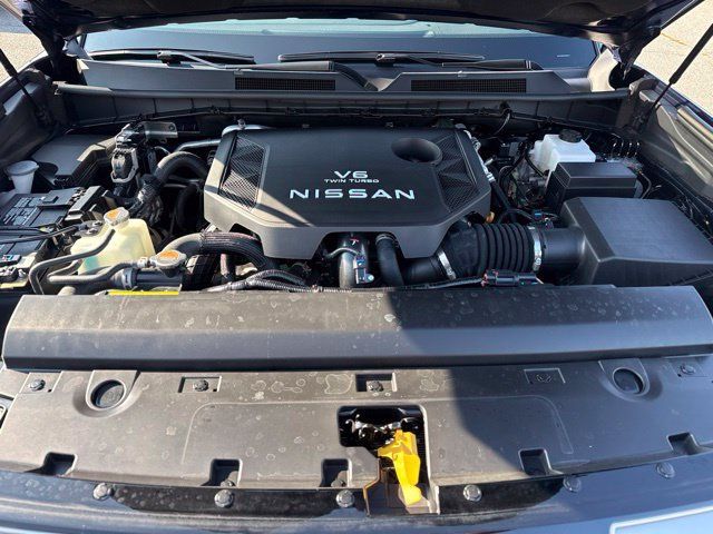 Used 2026 Nissan Armada PRO-4X AWD/4WD image 33