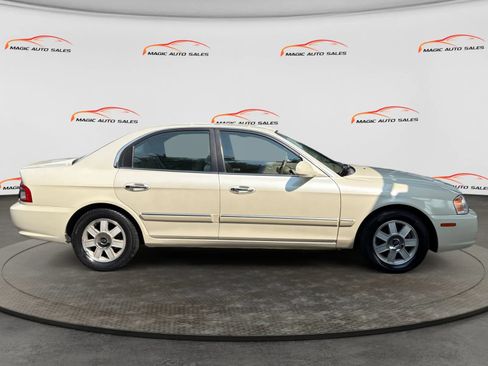 Used 2004 Kia Optima FWD image 6