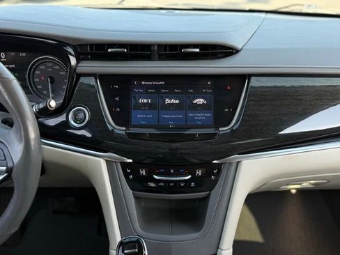 Used 2022 Cadillac XT6 Premium Luxury w/ Technology Package image 27