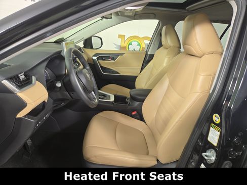 Used 2022 Toyota RAV4 XLE Premium AWD/4WD image 12