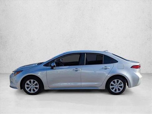 Certified 2023 Toyota Corolla LE image 9