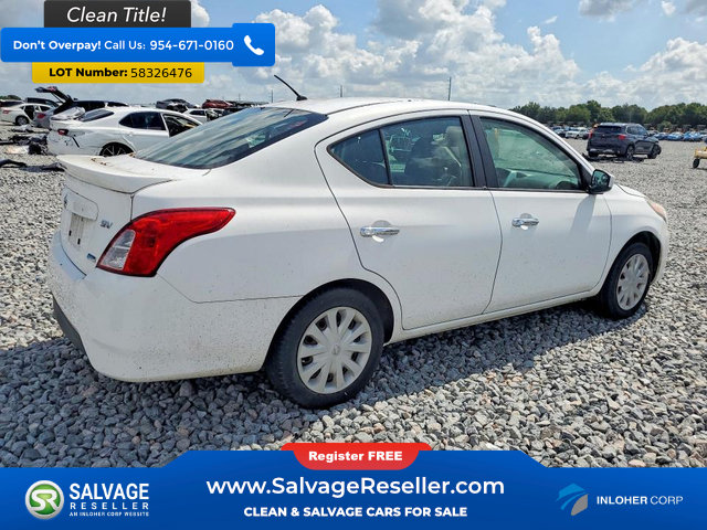 Used 2016 Nissan Versa SV FWD image 4