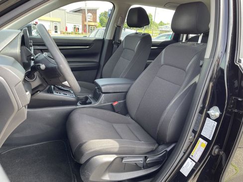 Used 2023 Honda CR-V LX image 13