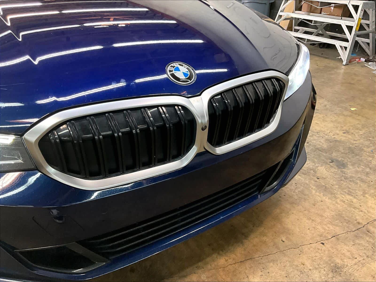 Used 2024 BMW 330i xDrive Sedan w/ Premium Package AWD/4WD image 33