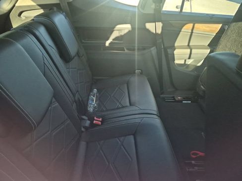 Used 2026 Volkswagen Atlas SE AWD/4WD image 31