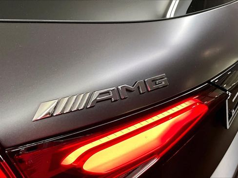 Used 2025 Mercedes-Benz GLC 43 AMG 4MATIC image 10