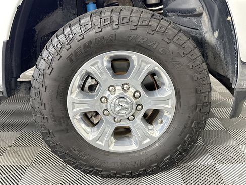 Used 2024 RAM 2500 Big Horn w/ Off Road Package AWD/4WD image 41