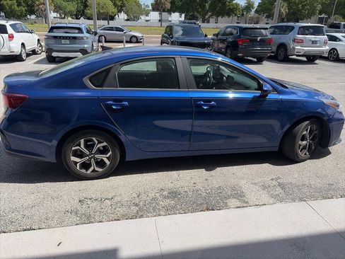 Used 2020 Kia Forte LXS image 3