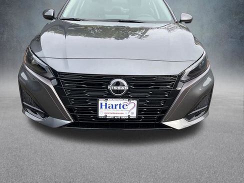 New 2026 Nissan Altima 2.5 SV w/ SV Special Edition Package AWD/4WD image 4