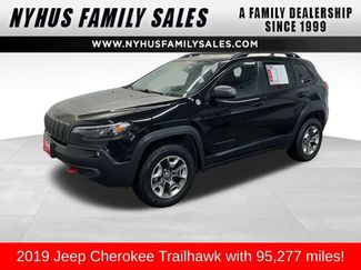 Used 2019 Jeep Cherokee Trailhawk w/ Cold Weather Group 360° Tour