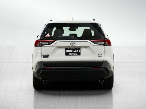 Used 2023 Toyota RAV4 XLE w/ Convenience Package image 4