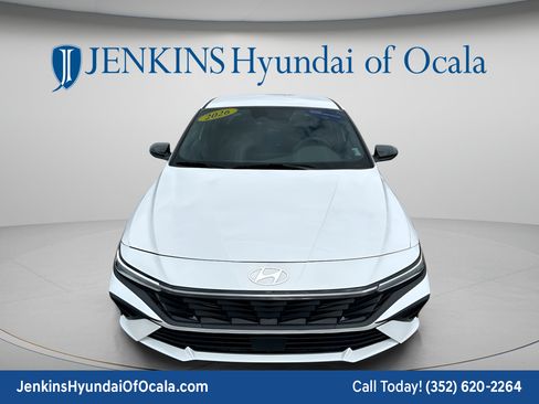 New 2026 Hyundai Elantra Sport FWD image 15