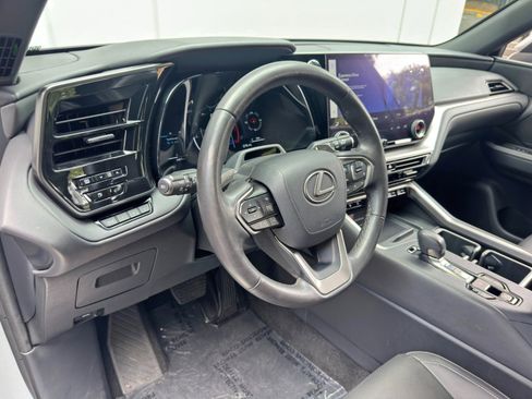 Used 2024 Lexus TX 350 AWD w/ Captains Chair Package image 13