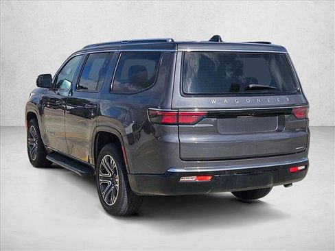 Used 2024 Jeep Wagoneer Series II w/ Flexible Seating Group RWD image 7
