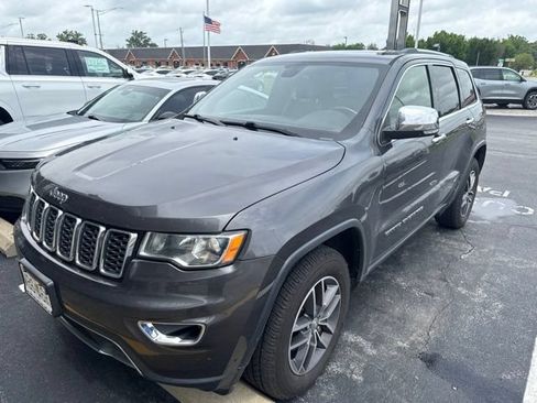 Used 2018 Jeep Grand Cherokee Limited AWD/4WD image 1