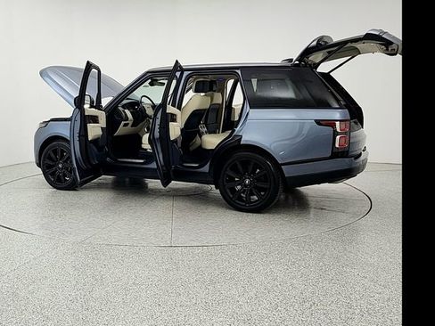 Used 2019 Land Rover Range Rover Supercharged AWD/4WD image 12
