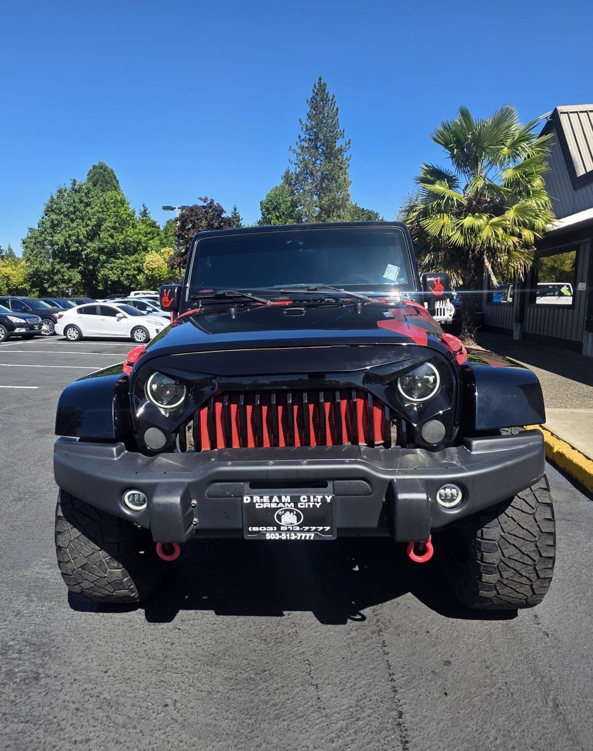 Used 2017 Jeep Wrangler Unlimited Sahara AWD/4WD image 6