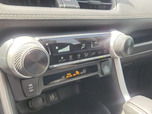 Used 2024 Toyota RAV4 LE FWD image 18