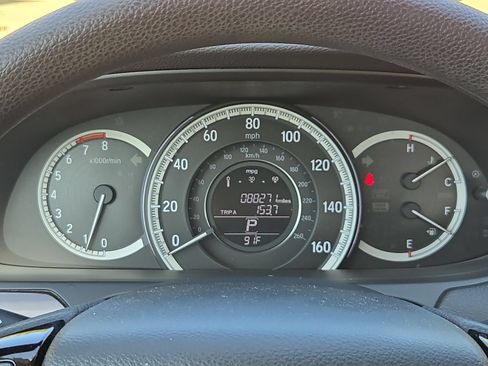 Used 2016 Honda Accord EX image 23