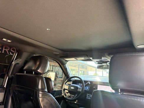 Used 2025 Ford F250 Platinum AWD/4WD image 11