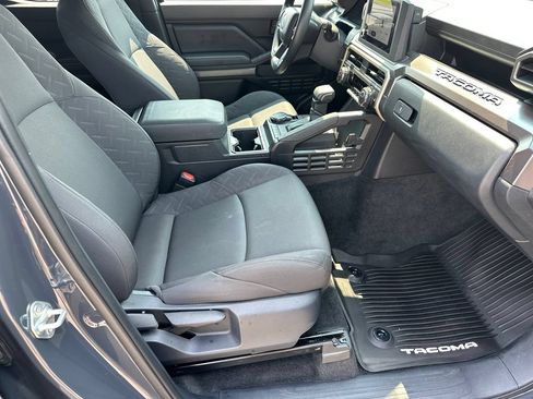 Used 2024 Toyota Tacoma SR5 AWD/4WD image 13