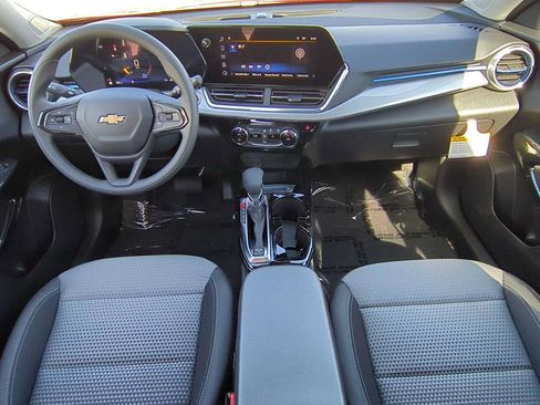 New 2026 Chevrolet Trax LT FWD image 13
