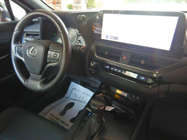 Used 2024 Lexus UX 250h w/ Luxury Package AWD/4WD image 8