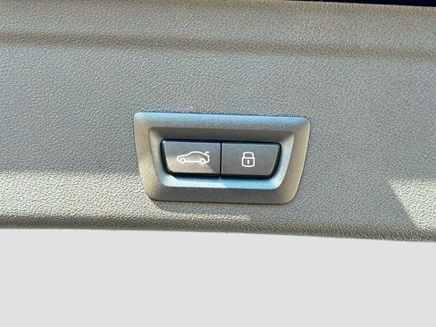 Used 2026 BMW X6 xDrive40i image 14