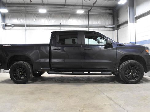 Used 2023 Chevrolet Silverado 1500 Custom Trail Boss w/ LPO, Dark Essentials Package AWD/4WD image 24