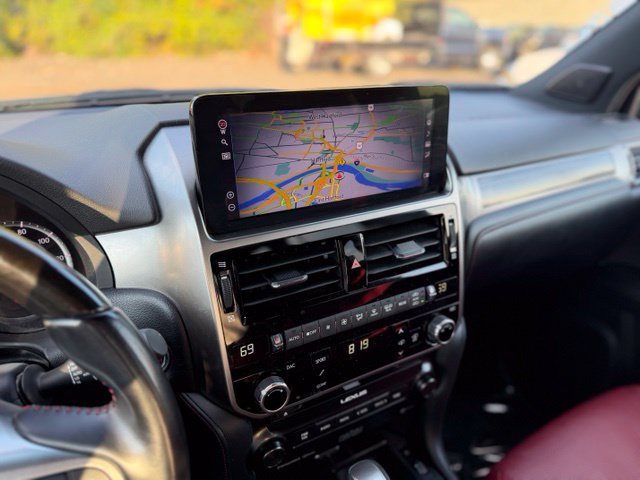 Certified 2023 Lexus GX 460 Luxury w/ Sport Design Package AWD/4WD image 26