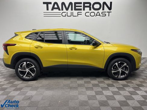 Used 2024 Chevrolet Trax RS w/ Driver Confidence Package image 4