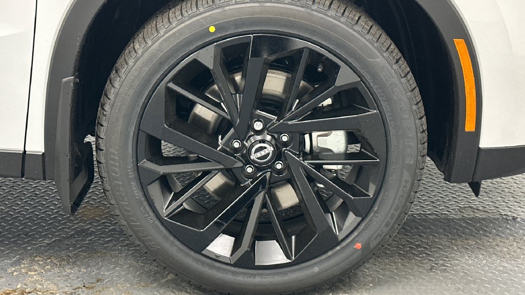 New 2026 Nissan Rogue SL AWD/4WD image 19