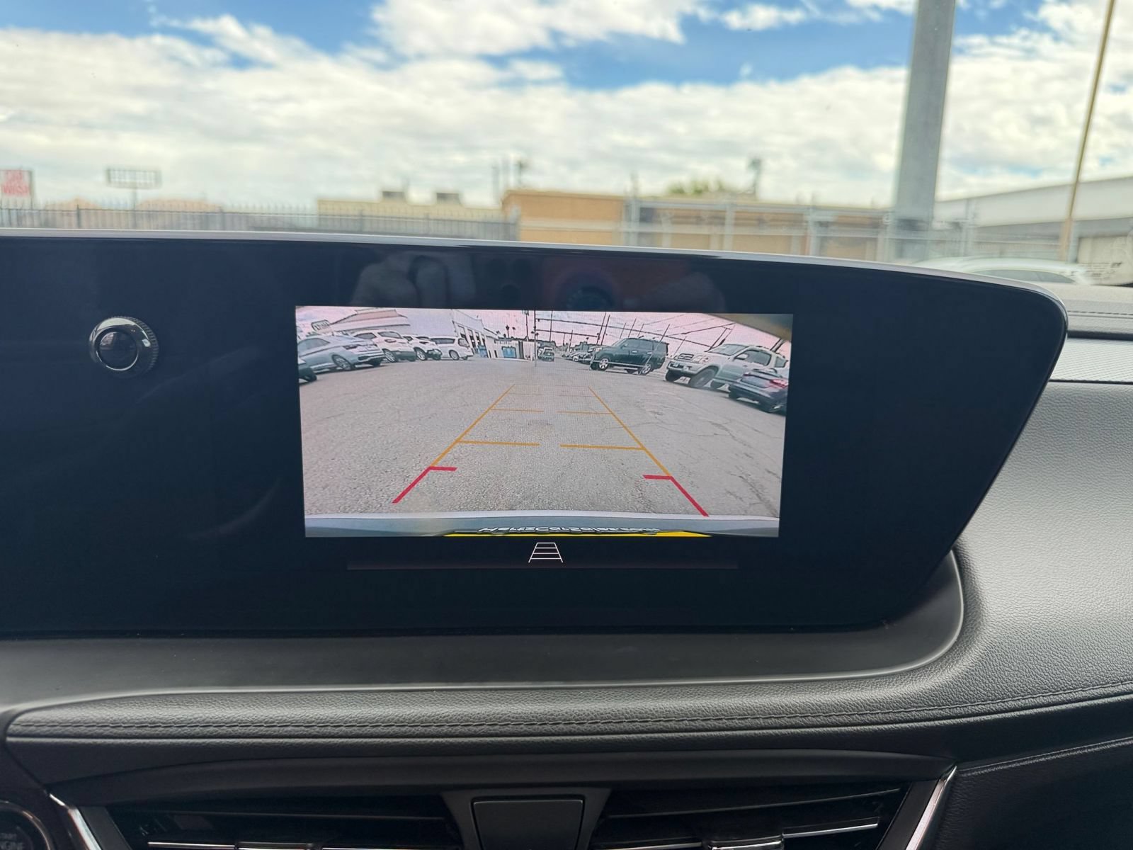 Used 2025 Buick Encore GX Preferred AWD/4WD image 21