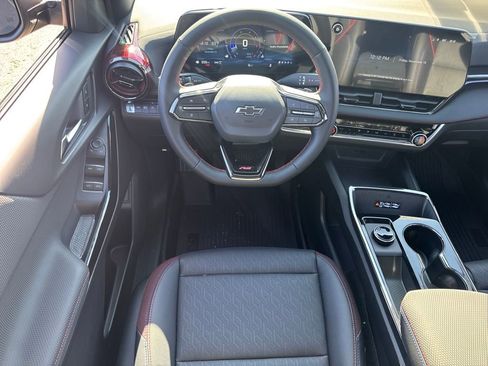 New 2026 Chevrolet Equinox RS w/ LPO, Floor Liner Package image 15