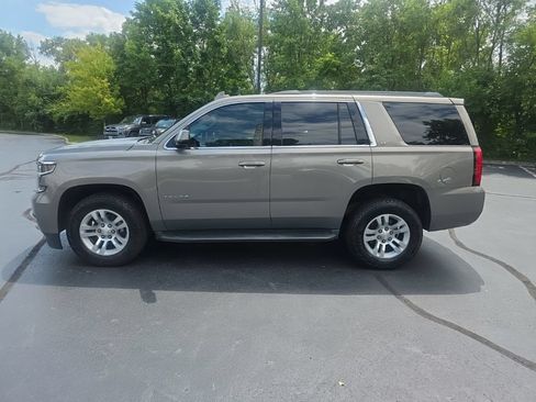 Used 2017 Chevrolet Tahoe LT AWD/4WD image 4