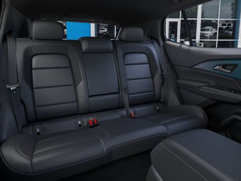 New 2026 Chevrolet Equinox EV LT image 19