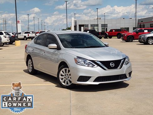 Used 2019 Nissan Sentra S FWD image 1