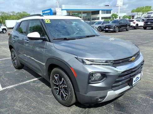 Used 2022 Chevrolet TrailBlazer ACTIV w/ Sun and Liftgate Package FWD image 1