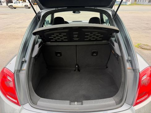 Used 2013 Volkswagen Beetle 2.5 FWD image 13