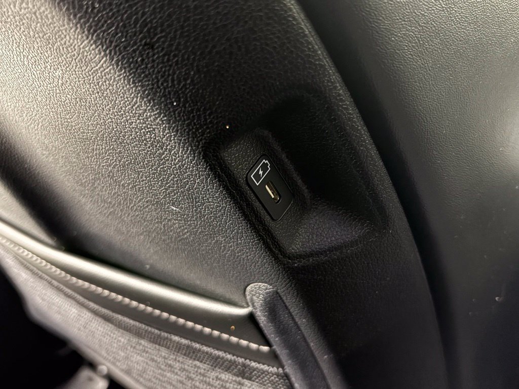 Used 2025 Kia Sorento S w/ Panoramic Sunroof Package FWD image 38