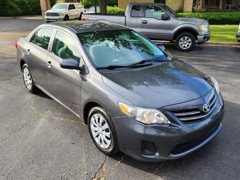 Used 2013 Toyota Corolla LE FWD image 11