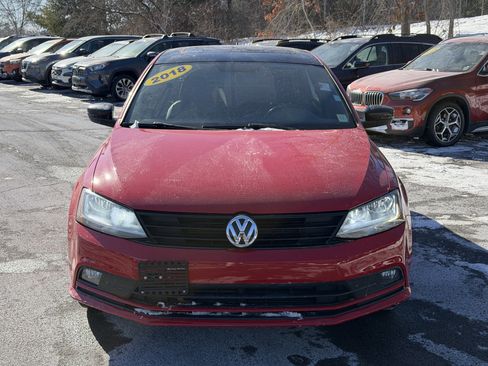 Used 2018 Volkswagen Jetta Sport image 16