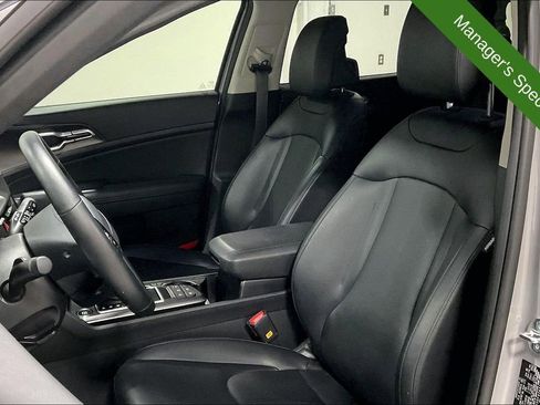 Used 2026 Kia Sportage EX FWD image 31