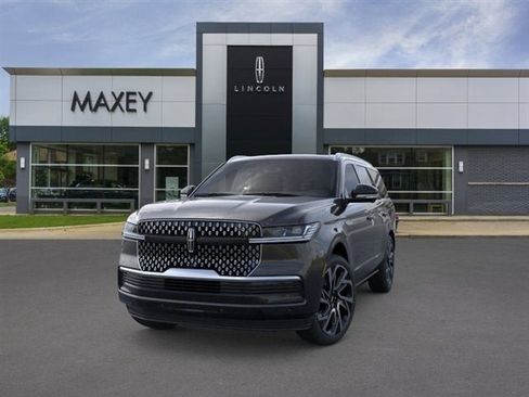 New 2026 Lincoln Navigator Reserve AWD/4WD image 71